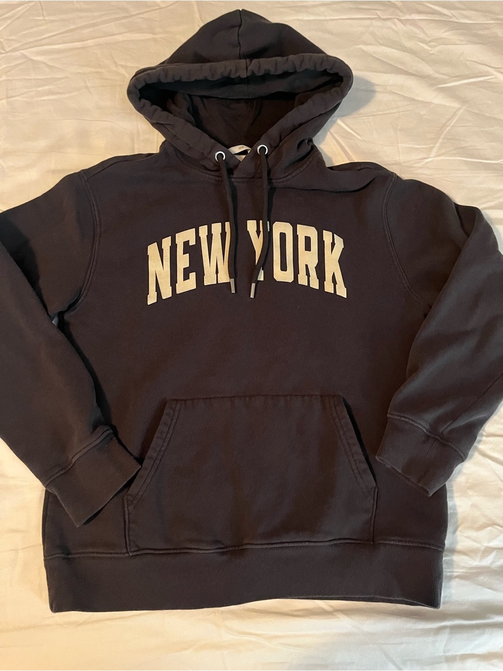 H&M gray 'New York' Pullover Hoodie
